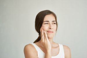 Tooth Pain Vista Dentist-min