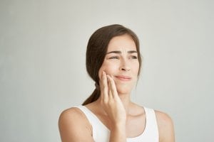 Tooth Pain Vista Dentist-min