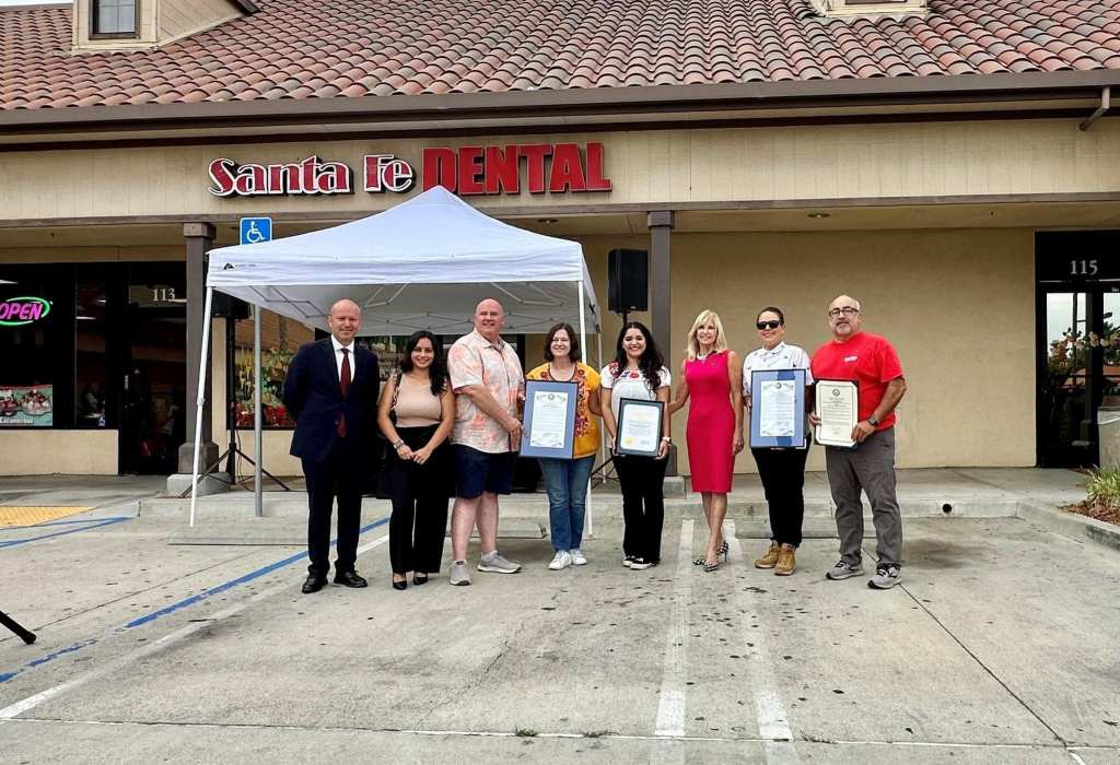 Santa Fe Dental Vista's Fiestas Patrias event photo 01