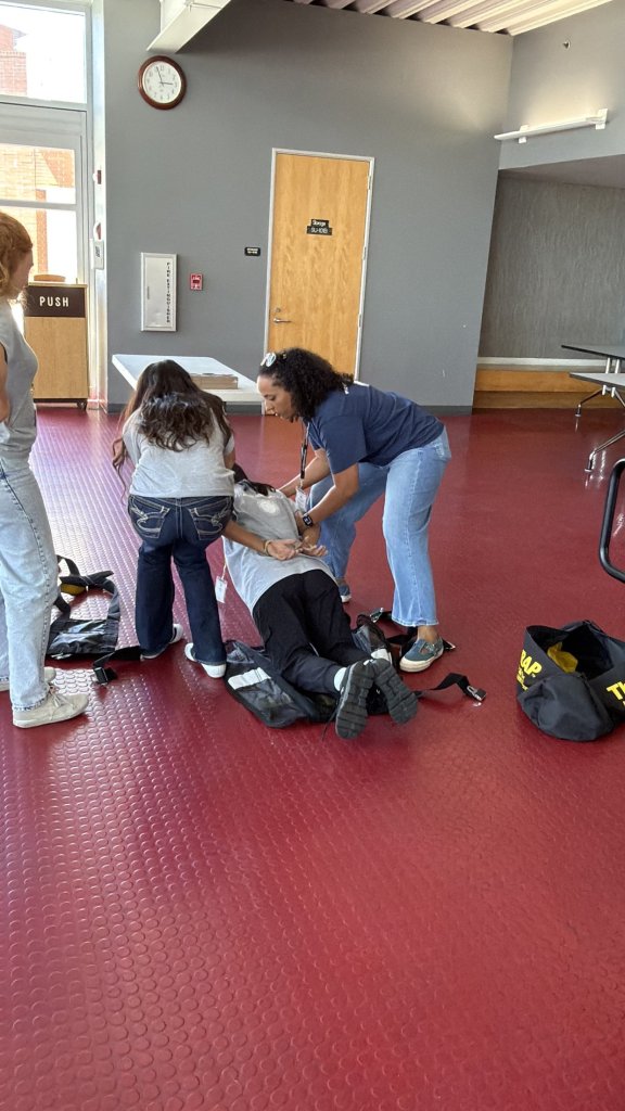 San Diego Sheriff’s Junior Women’s Academy learn detain skill